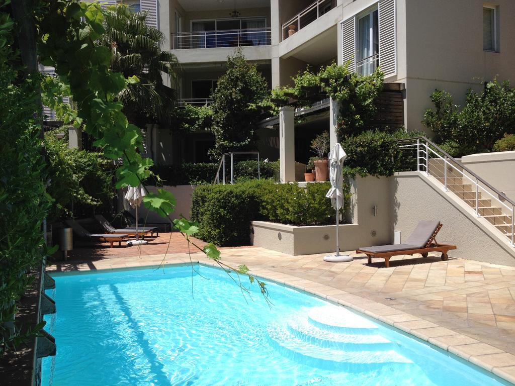 Apartment 005 Marina Cape Town